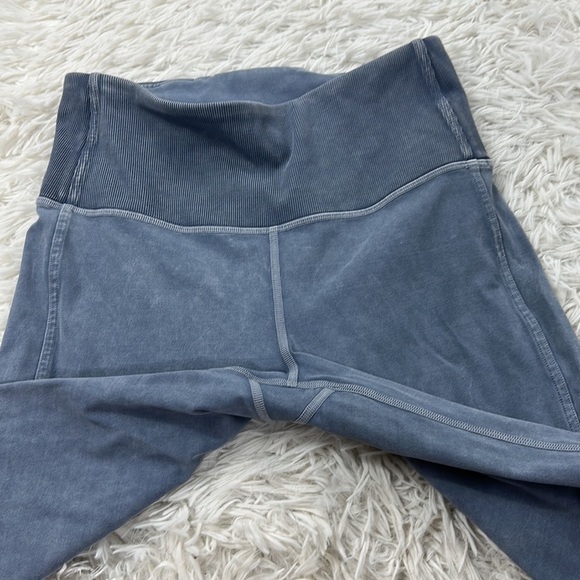 Lululemon Wunder Under Crop 23" *Ribbed Washed Moon Blue - Picture 4 of 7